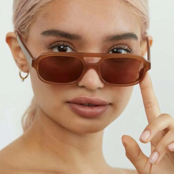 Square small frame double beam sunglasses, new driving sunglasses for women, UV resistant beach sunglasses - Image 3