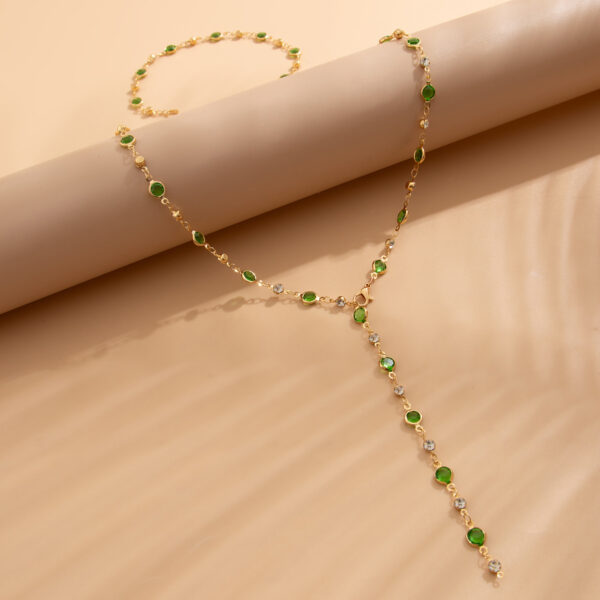 Fashionable tassel Y-shaped chain necklace for women, simple and multi-layered inlaid crystal collarbone chain - Image 8