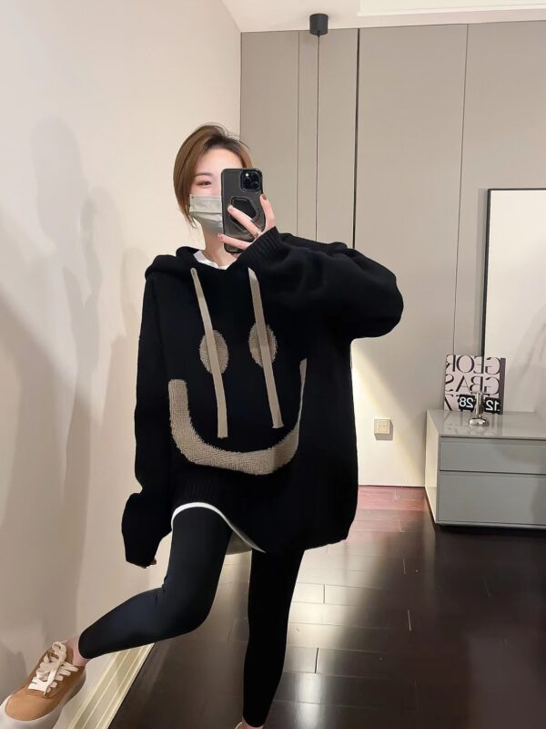 Soft beige smiling hooded sweater for women's autumn and winter new lazy style loose top - Image 7