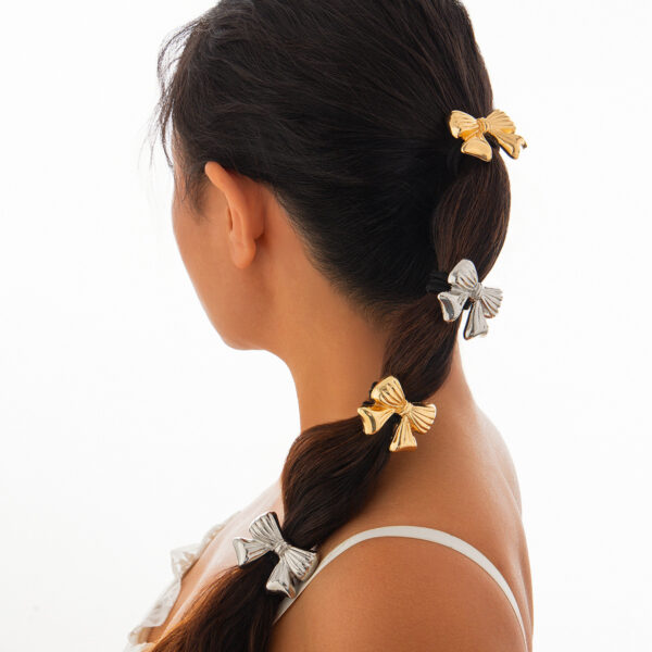 Versatile five petal flower alloy hair accessory with fashionable glossy imitation pearl bow headband - Image 2